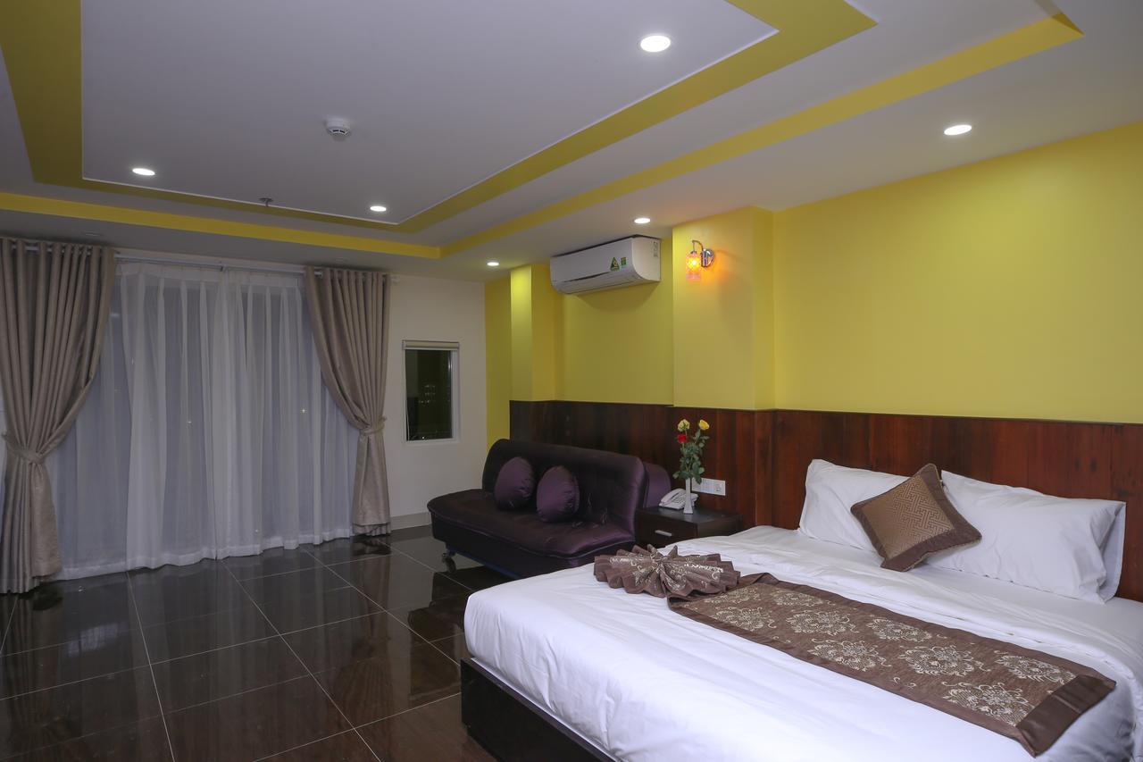 Melyna Hotel Nha Trang Luaran gambar