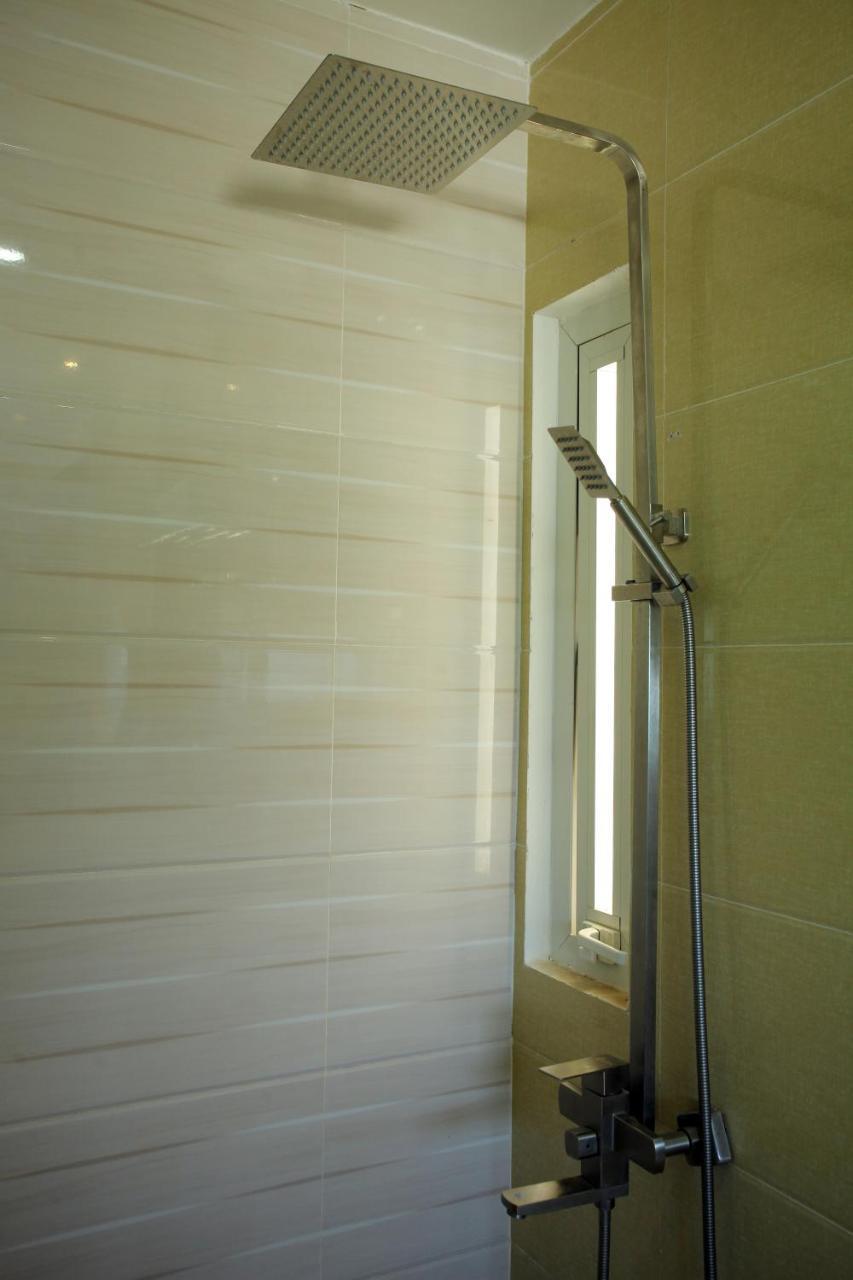 Melyna Hotel Nha Trang Luaran gambar