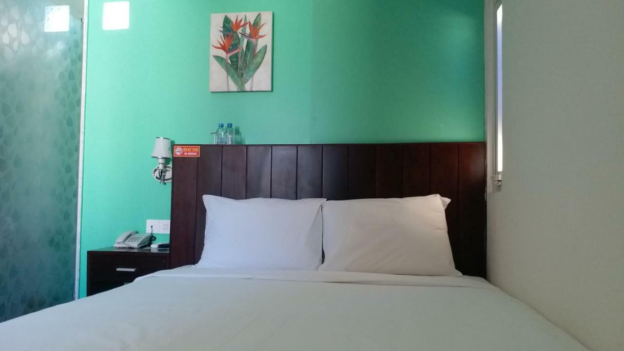 Melyna Hotel Nha Trang Luaran gambar